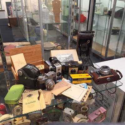 1346 · CAMERAS