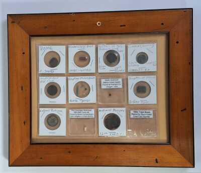 1249 · COIN DISPLAY