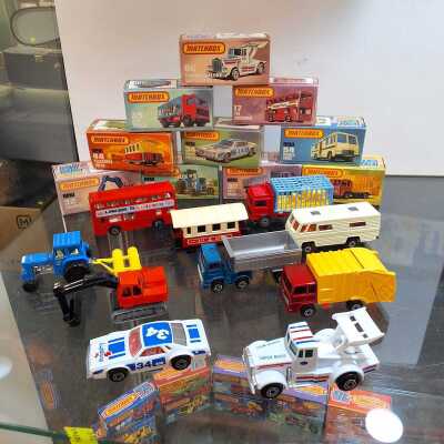 1240 · MATCHBOX CARS