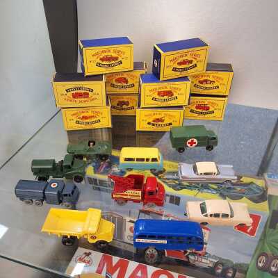 1210 · MATCHBOX CARS