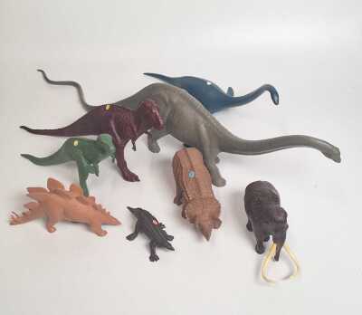 1301 · INVICTA DINOSAURS