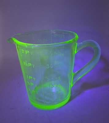 1264 · URANIUM GLASS