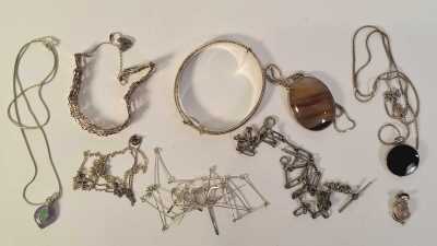 1099 · JEWELLERY