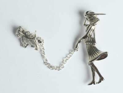 1081 · SILVER BROOCH