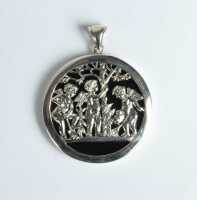 SILVER PENDANT