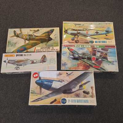1479 · MODEL KITS