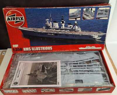 1476 · MODEL AIRCRAFT CARRIER