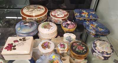1380 · TRINKET BOXES