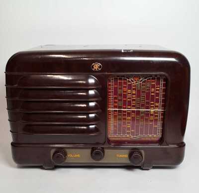 1324 · STC RADIO