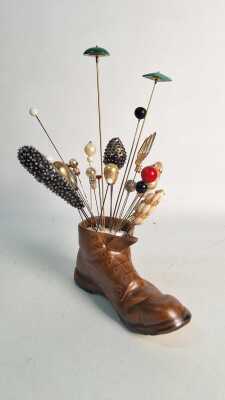 1399 · HAT PINS