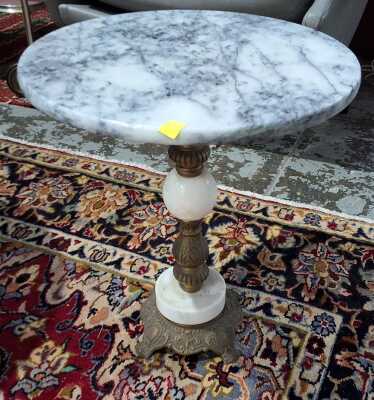 Petite Wine Table