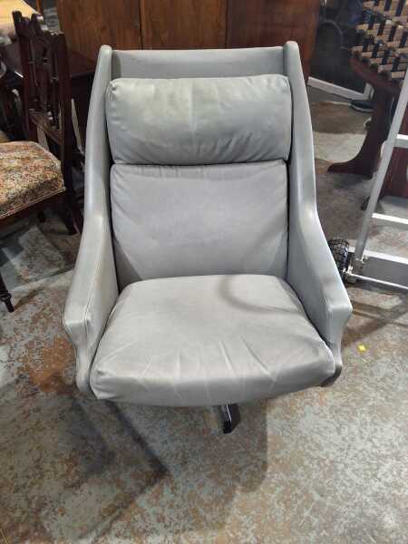 ARMCHAIR