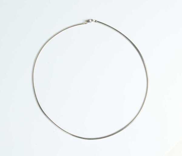 GOLD NECKLACE