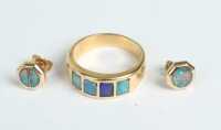 GOLD RING