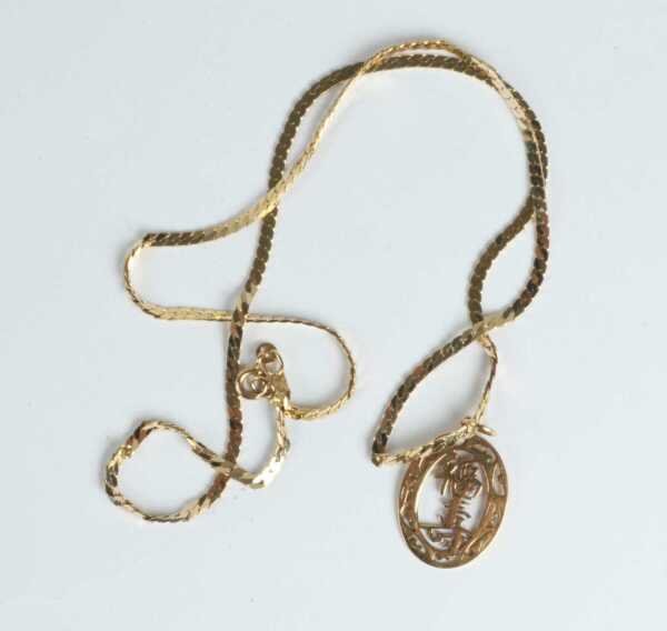 GOLD NECKLACE