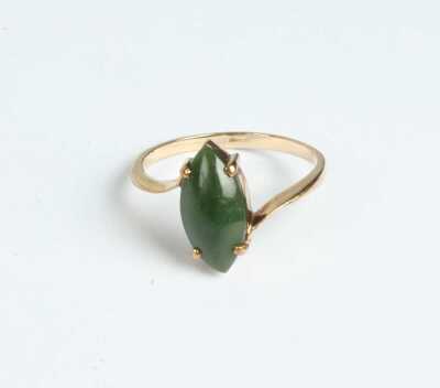 1037 · GOLD RING