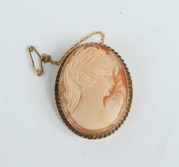 GOLD CAMEO