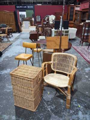 275 · FURNITURE LOT