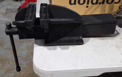 Bench Vice