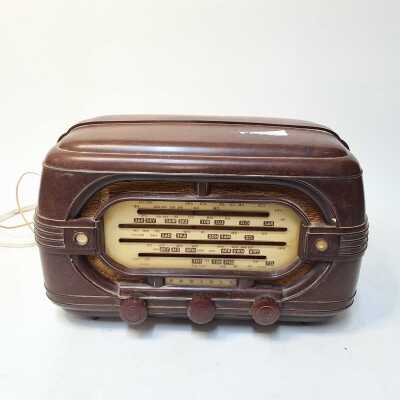 Mantel Radio