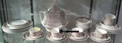 Dinnerware