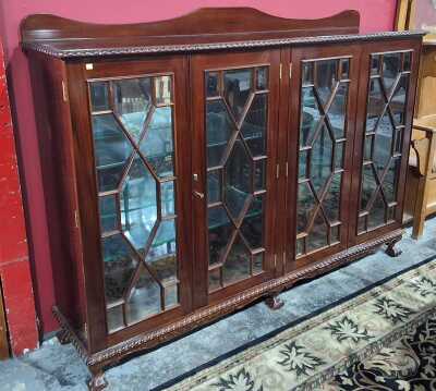 Display Cabinet