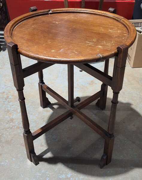 BUTLERS TABLE