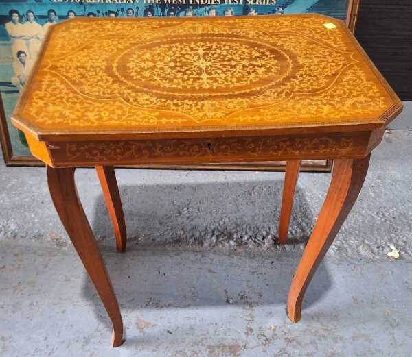 MUSIC B9X OCCASIONAL TABLE