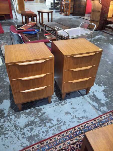 BEDSIDE CABINETS