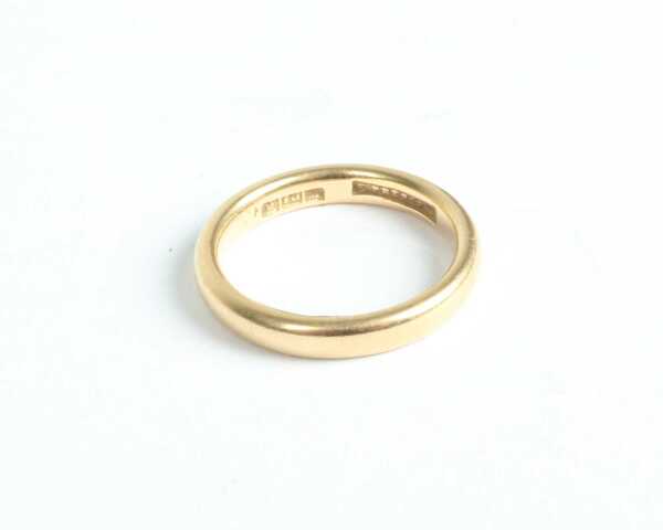 GOLD RING