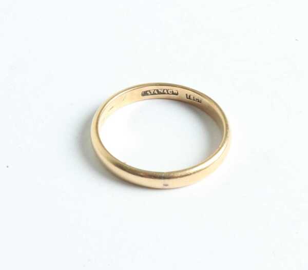 GOLD RING