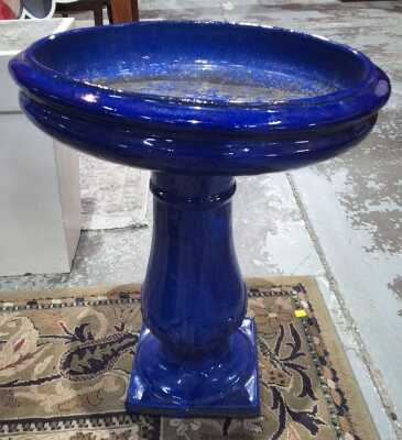 381 · BIRDBATH