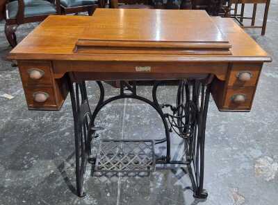 157 · SEWING MACHINE