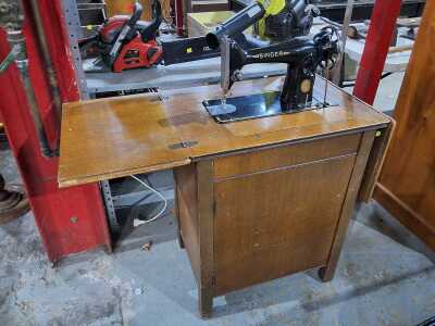 Singer Sewing Machine