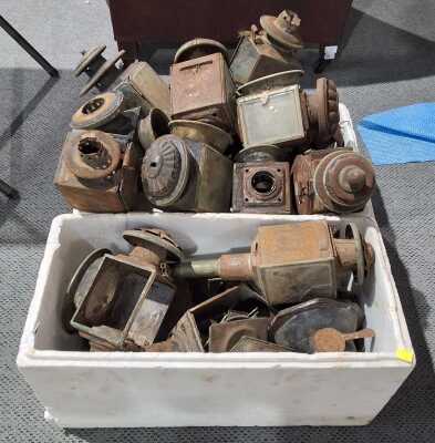 246 · CARRIAGE LAMPS