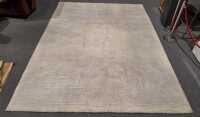 FLOOR RUG