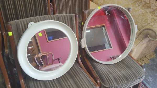 WALL MIRRORS