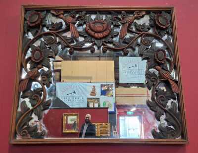 Anglo-Indian Mirror