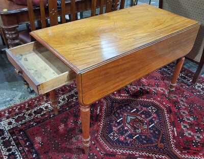 Pembroke Table