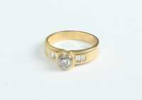 DIAMOND RING - 2