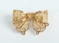 GOLD BROOCH