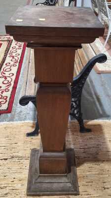 Pedestal