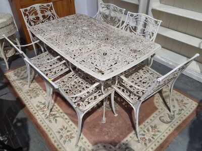 Outdoor Dining Set