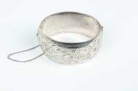 SILVER BANGLE
