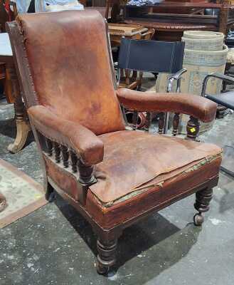 303 · LIBRARY ARMCHAIR