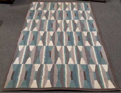 265 · FLOOR RUG