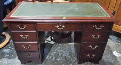 Kneehole Desk