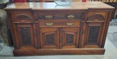 325 · SIDEBOARD