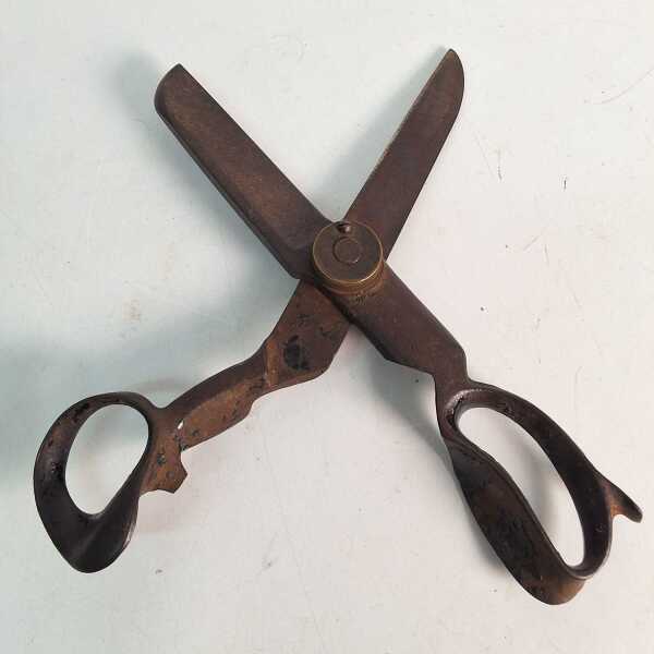SHEARS