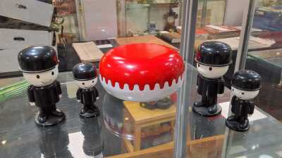 Retro Plastics